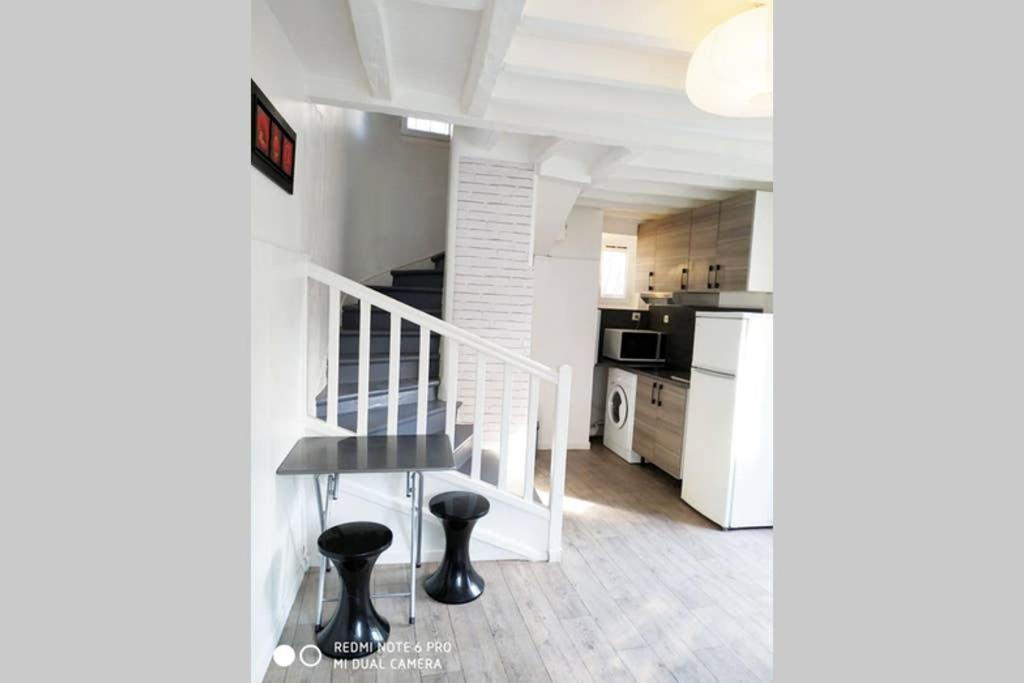 Maison Montfermeilloise Entre Paris Et Disneyland Buitenkant foto